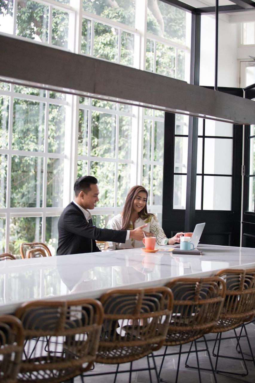 Kampi Tunjungan - Hotel Surabaya